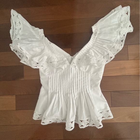 NWT Dear Jose Elegant White Lace Trimmed Women's Top - Picture 1 of 5